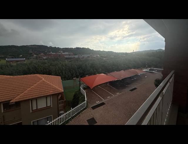 2 BEDROOM APARTMENT FOR SALE IN GLENVISTA